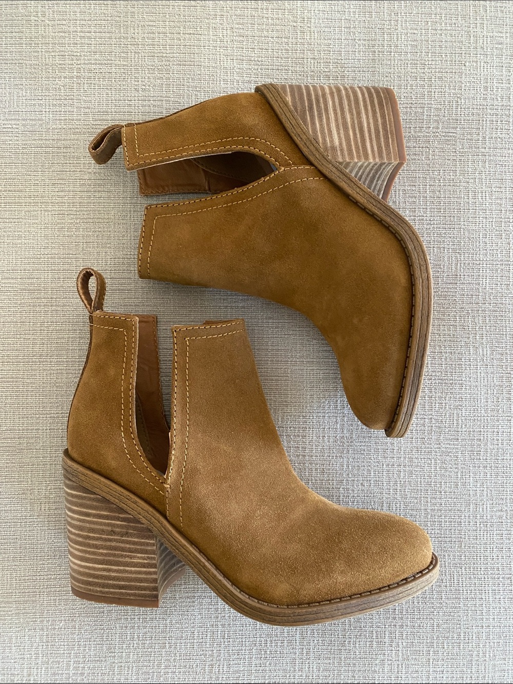 Steve Madden Suede Cutout Sharini Booties in Chestnut